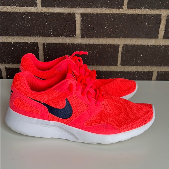 Nike Shoes - Nike Kaishi Crimson Garnet Women's Running Shoes Size 7.5 Athletic 654845-641